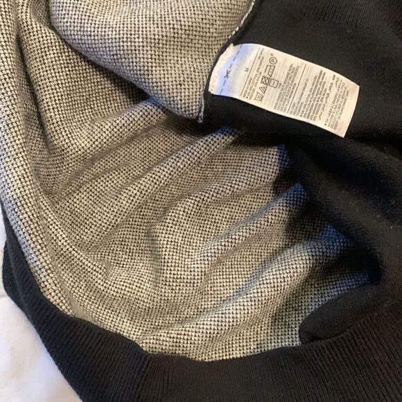 OLD NAVY, mock T neck, cotton blend, medium, near new - Picture 6 of 11